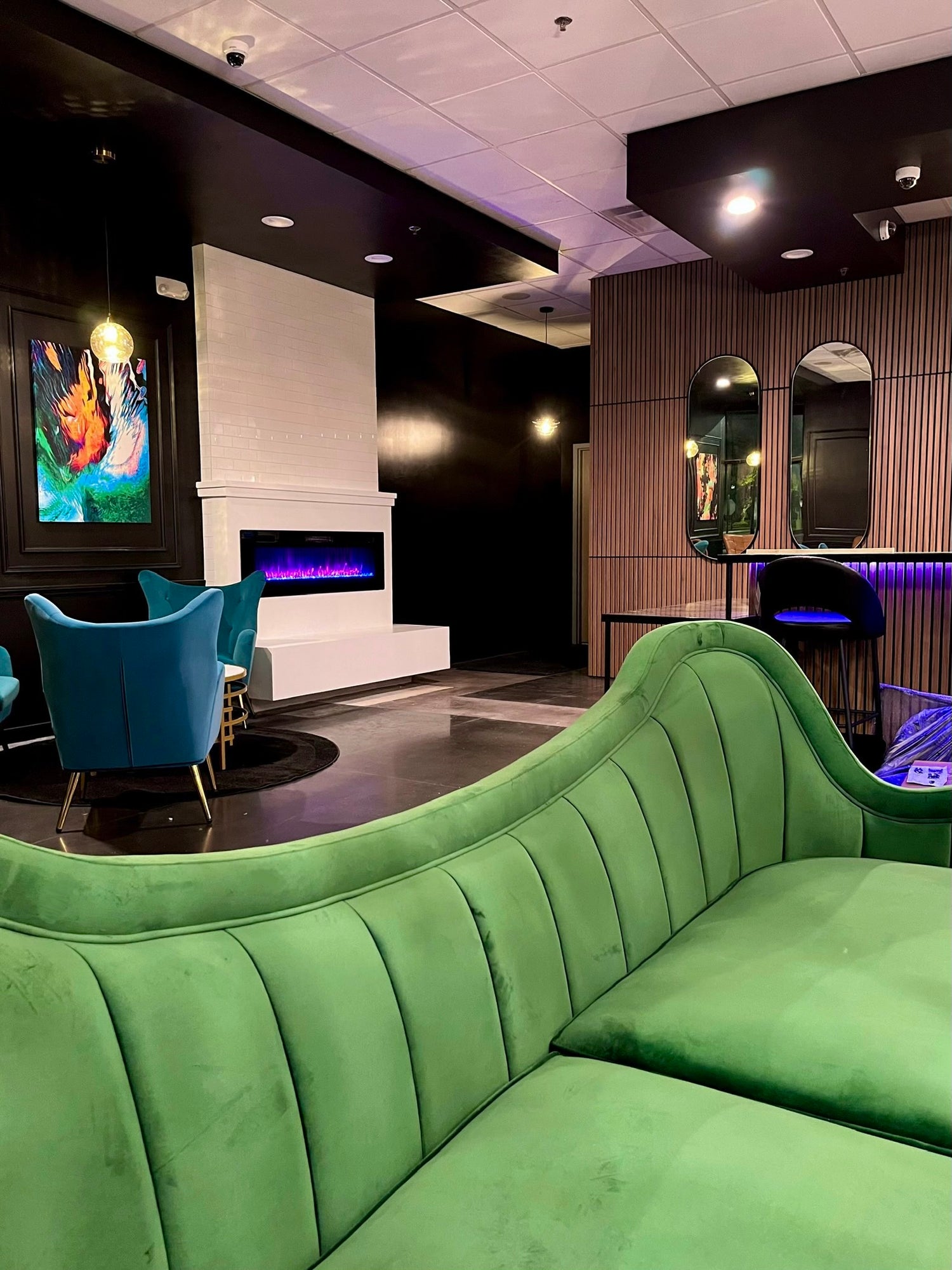 Lake Mary - Wine Bar & Lounge – Brix & Mortar Urban Winery